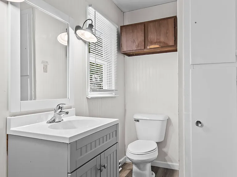 1220 N Bond St — Photo 3