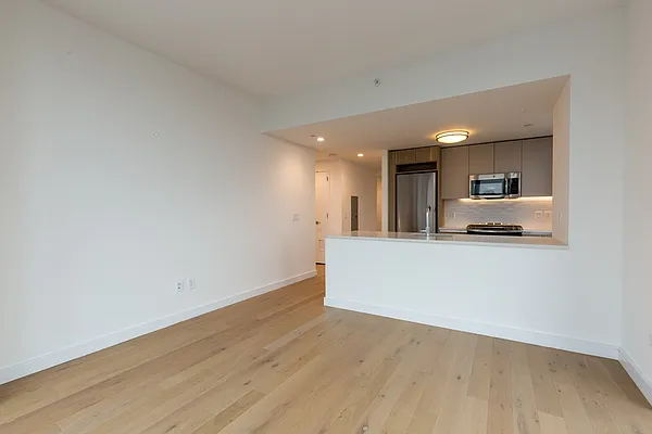 Rented by Stonehenge NYC LLC | media 3