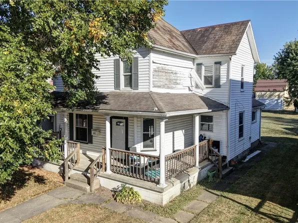 442 E 4th St, Dover, OH 44622