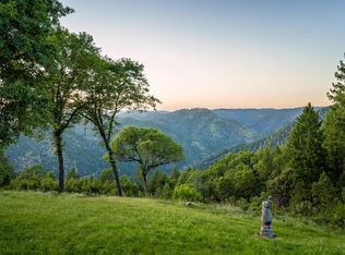 19595 Whitehawk Ridge Ct, Foresthill, CA 95631