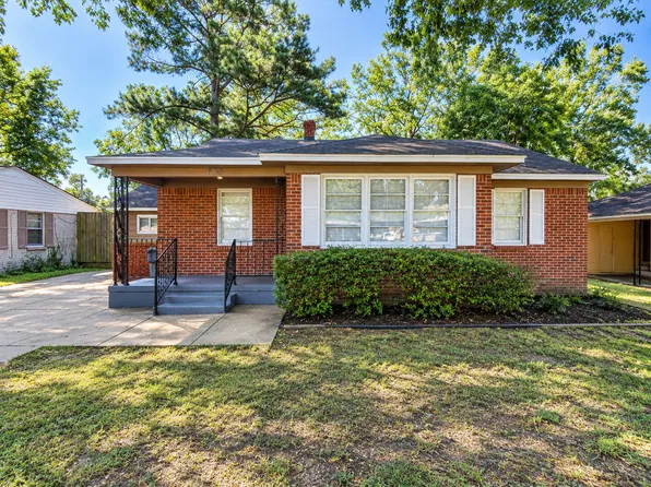 1630 Mount Moriah Rd, Memphis, TN 38117