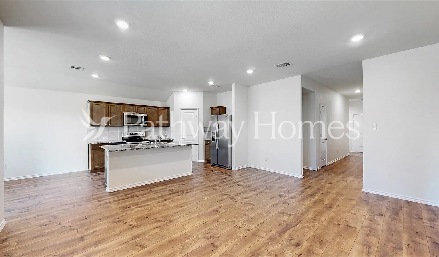 4 bed, 2.0 bath, 1705 sqft, $2,345 — Photo 4