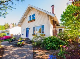 3706 SE Schiller St, Portland, OR 97202