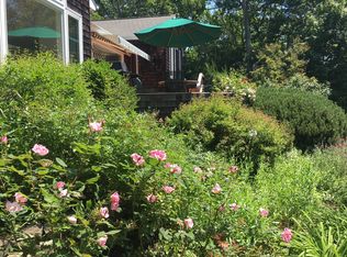 74 N Woods Ln, East Hampton, NY 11937