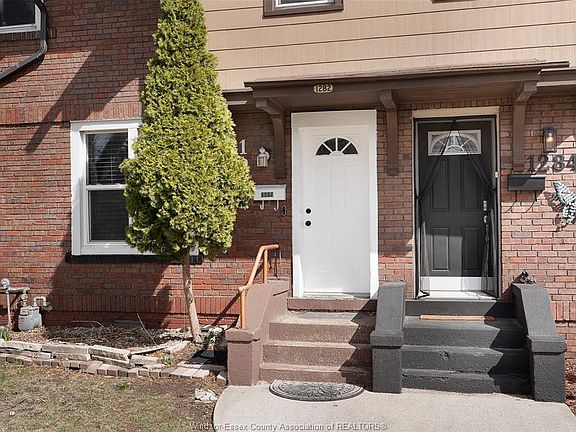 4th image of 1282 Monmouth Rd