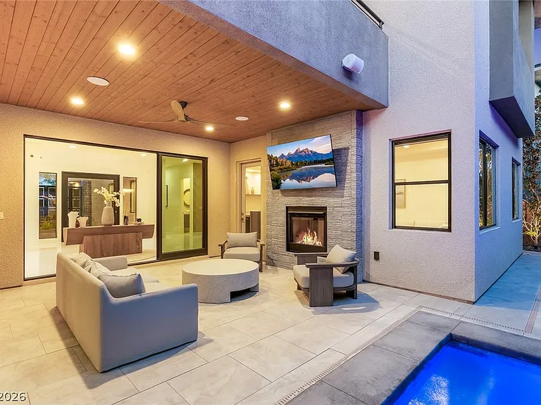 75 Pristine Glen St — Photo 45