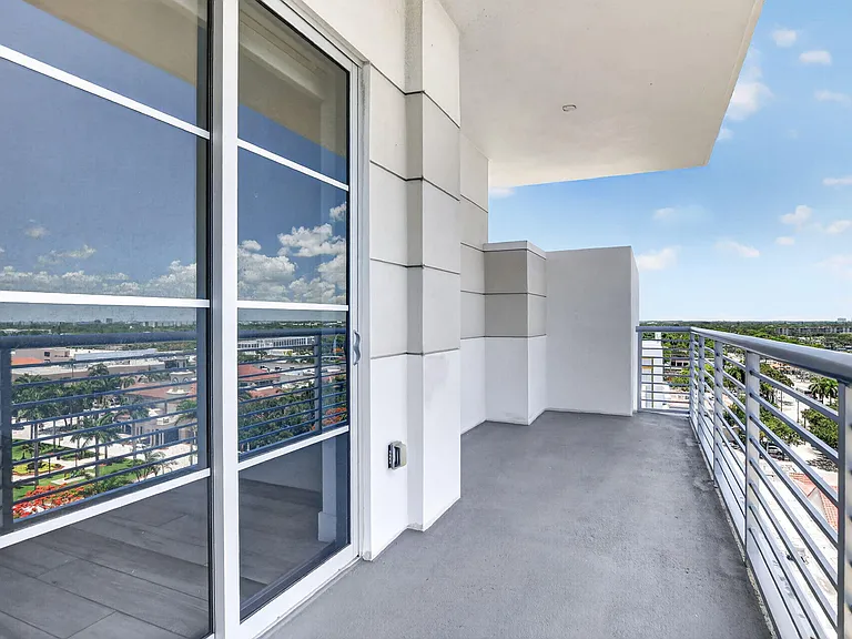 155 E Boca Raton Rd #1019 — Photo 32