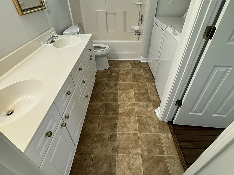 3511 Crepe Myrtle Ct — Photo 6