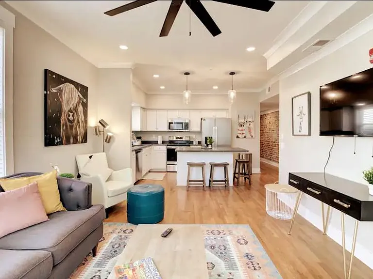 26 N McLean Blvd #101 — Photo 6