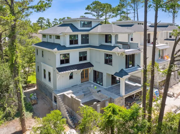 15 Bradley Cir, Hilton Head, SC 29928