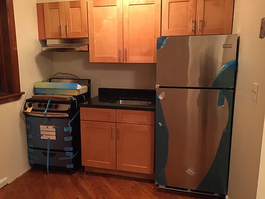 Rented by BRICK & GALO REALTY CORP | media 9