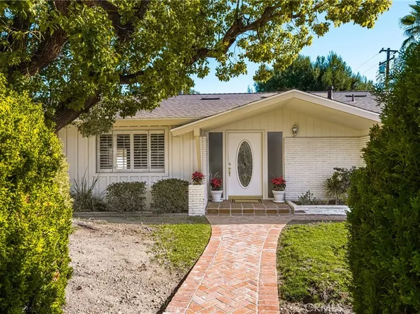 13382 Mount Hood Dr, Santa Ana, CA 92705