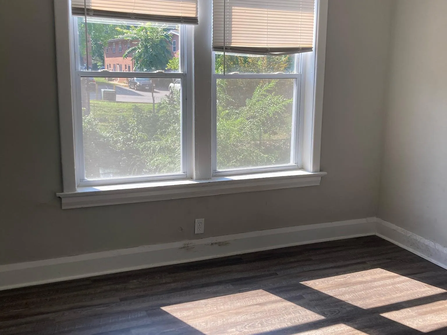 2 bed, 1100 sqft, $1,350 — Photo 3