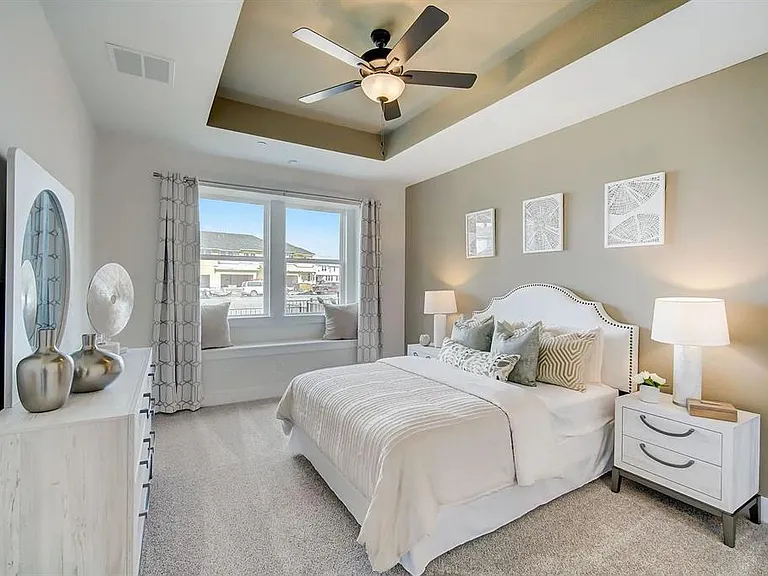 2027 Cora Ivy Ln — Photo 9