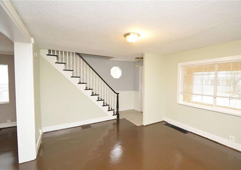 220 Cypress St, Rochester, NY 14620 Zillow