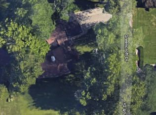 78 Greencroft Dr, Champaign, IL