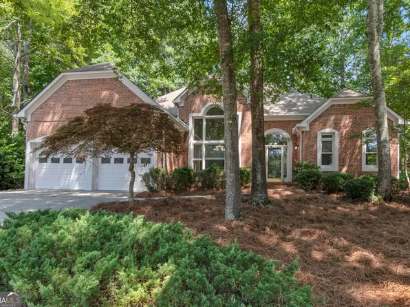122 Bent Creek Dr, Woodstock, GA 30189
