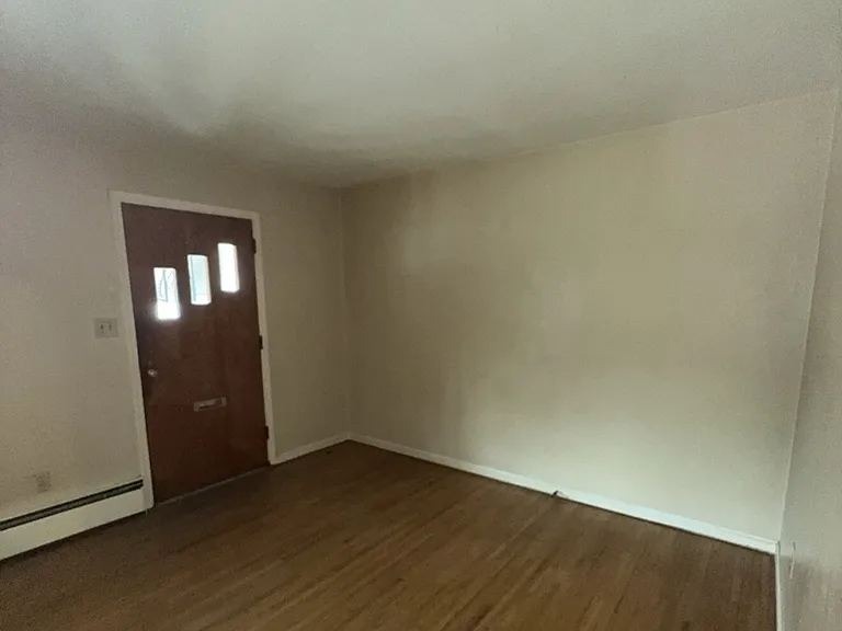 1715 W Market St #2 — Photo 8