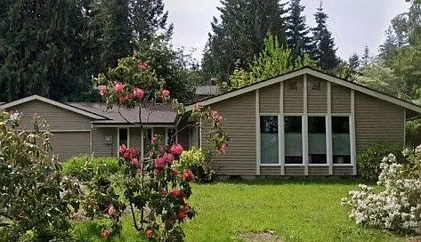 845 Woodbine Way — Photo 1