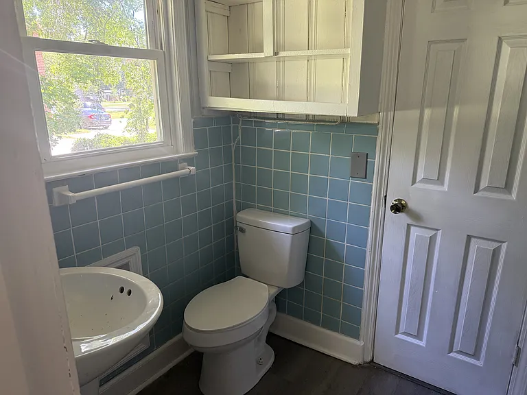 1307 Hemingway St — Photo 9