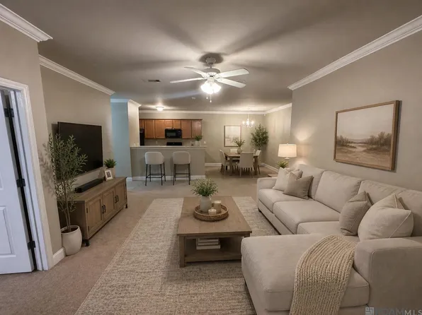 900 Dean Lee Dr APT 705, Baton Rouge, LA 70820