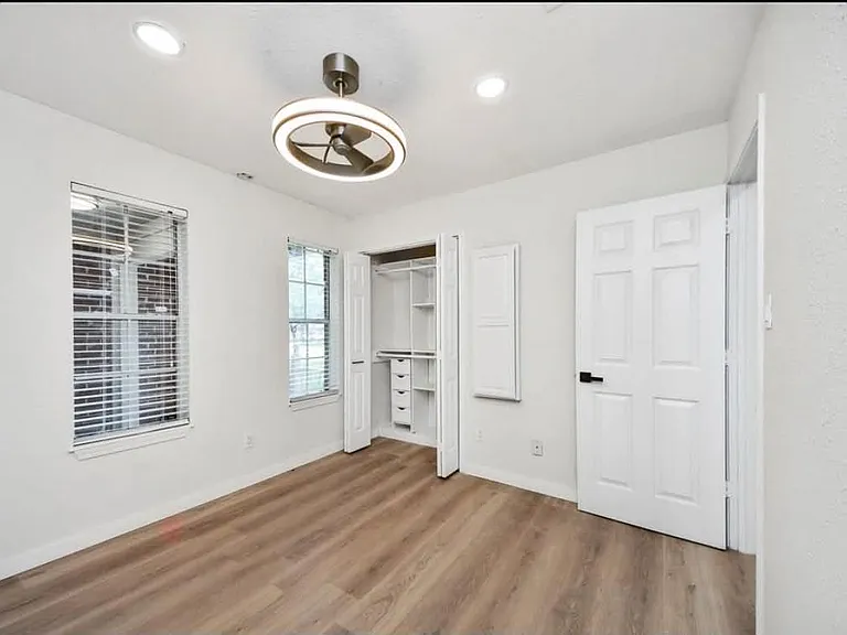 15719 Baytree Dr — Photo 14