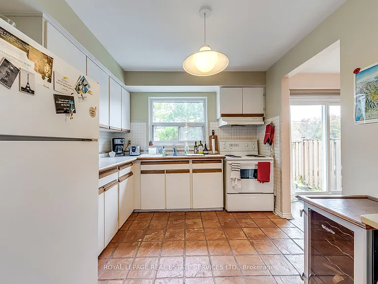 1055 Shawnmarr Rd #202 — Photo 17