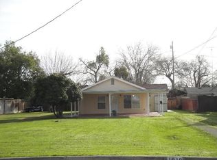 1010 Sycamore Ave, Gustine, CA 95322