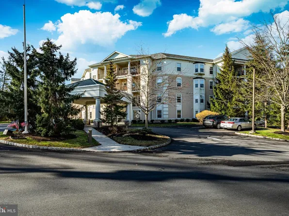 244 Baltimore Pike Unit 221A, Glen Mills, PA 19342