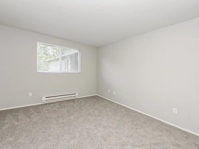 ReNew Waterview — Photo 34