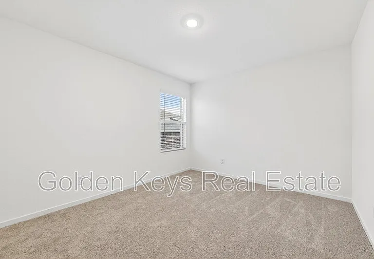 10212 Regal Bend Ln — Photo 21