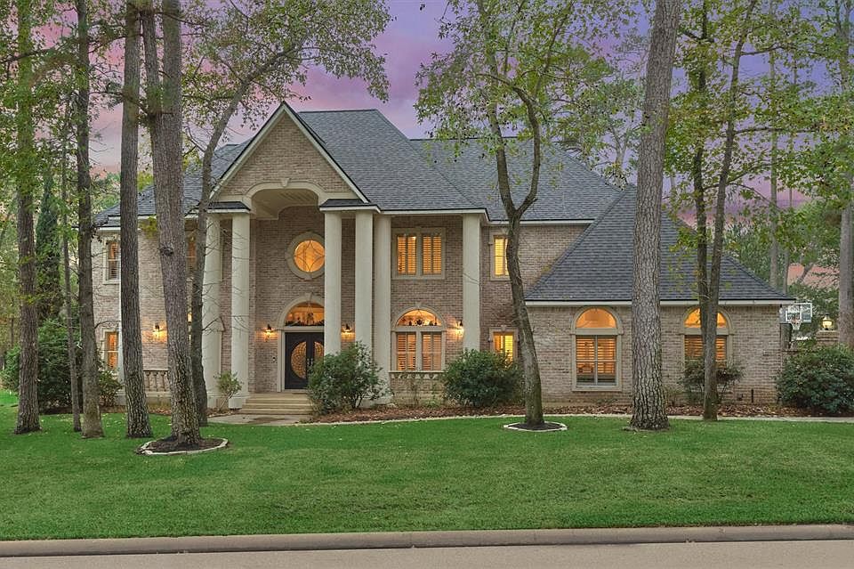 1st image of 1018 Bentwater Dr