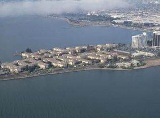 4 Anchor Dr #F221, Emeryville, CA 94608