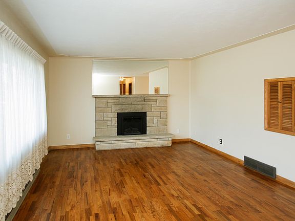 243 beaumont drive-102
