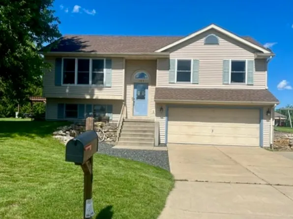 108 Quail Ridge Dr, Barneveld, WI 53507