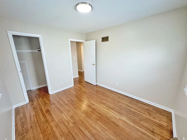 604 Summit Rd — Photo 11