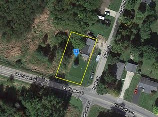 402 W Washington St, Sheridan, MI 48884