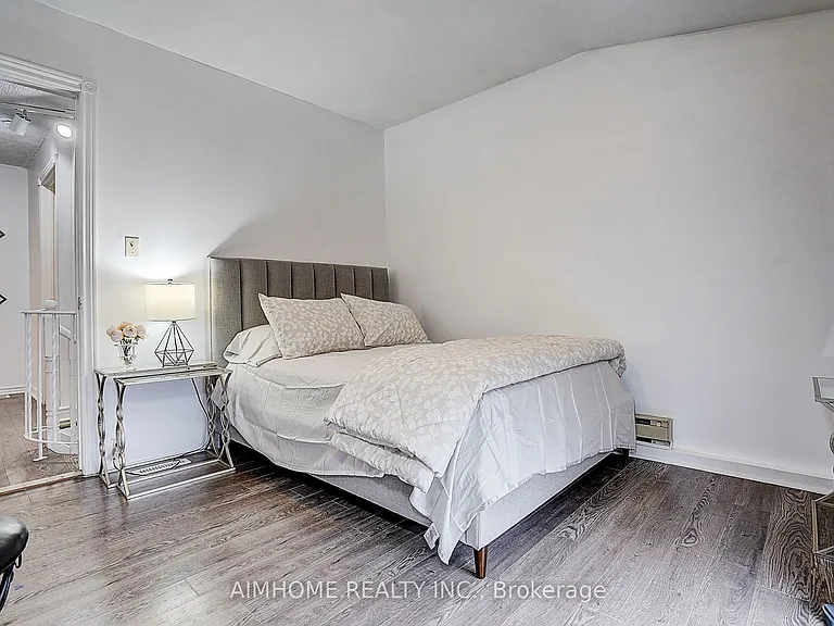 212 Milan St #2 — Photo 26