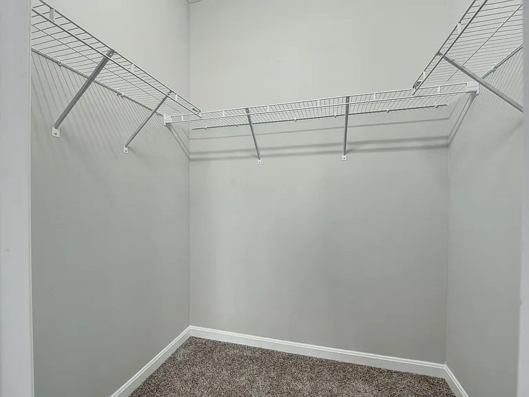 Aquamarine Apartments — Photo 44