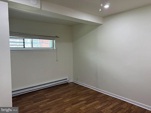 4th image of 121 N 21st St #1R