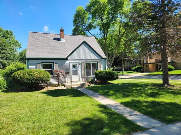 8600 West Auer AVENUE, Milwaukee, WI 53222