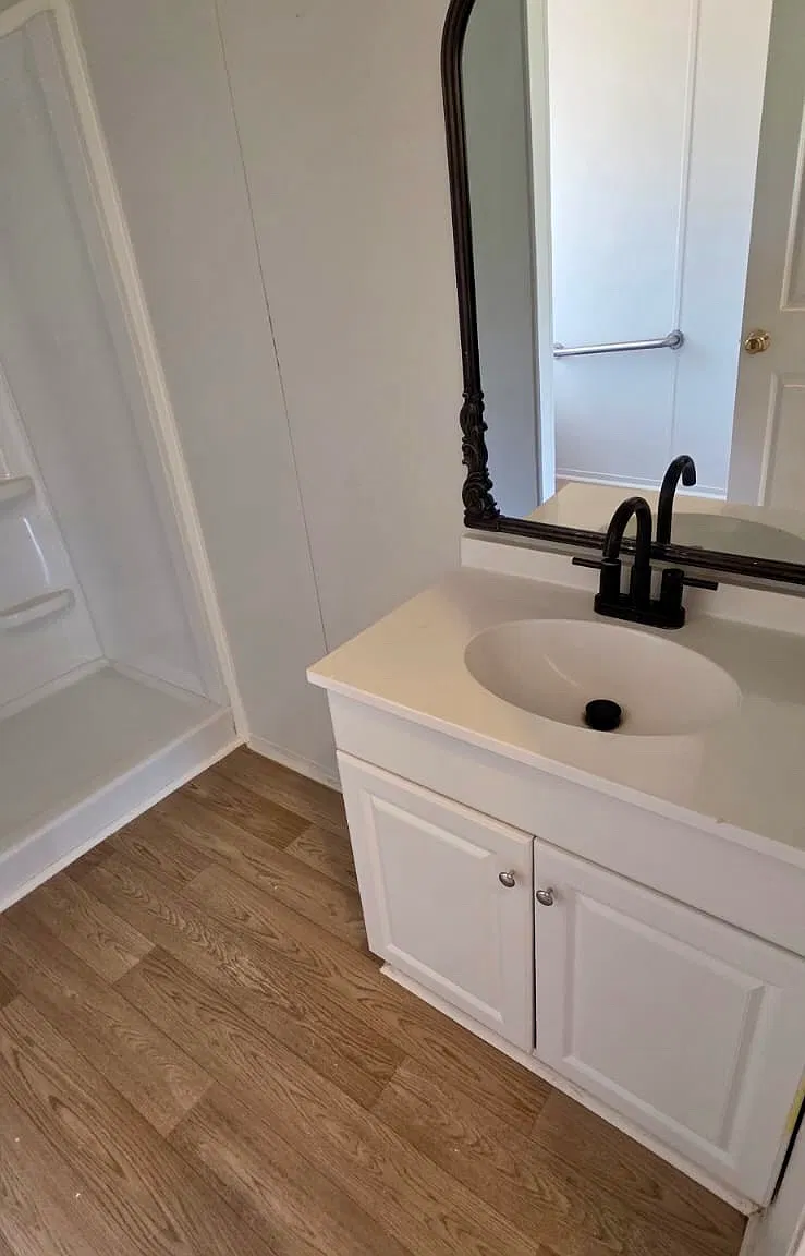 4 bed, 1301 sqft, $1,650 — Photo 4