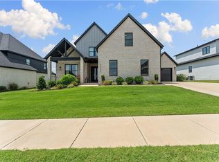 4302 S Exeter Dr, Rogers, AR 72758