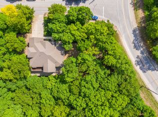 23 Grandview Dr, Lake Ozark, MO 65049