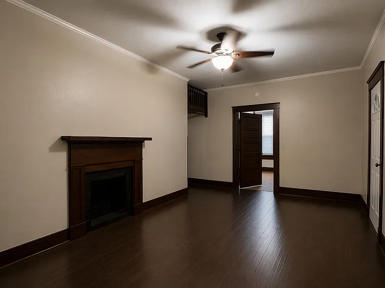 912 N Price St — Photo 2