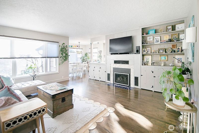 3rd image of 571 26th Avenue