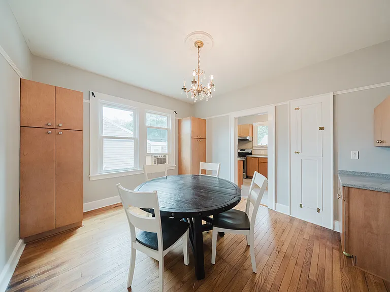 60 Dart St — Photo 3