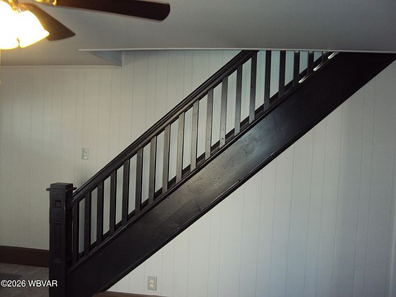 4th image of 514 E Church St