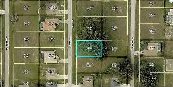 3rd image of 121 SW 34th Pl