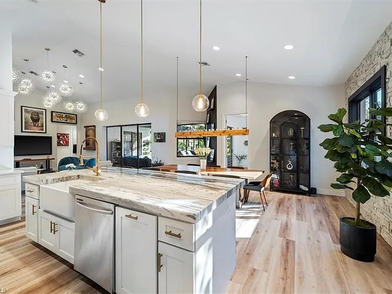 5858 Star Grass Ln — Photo 14